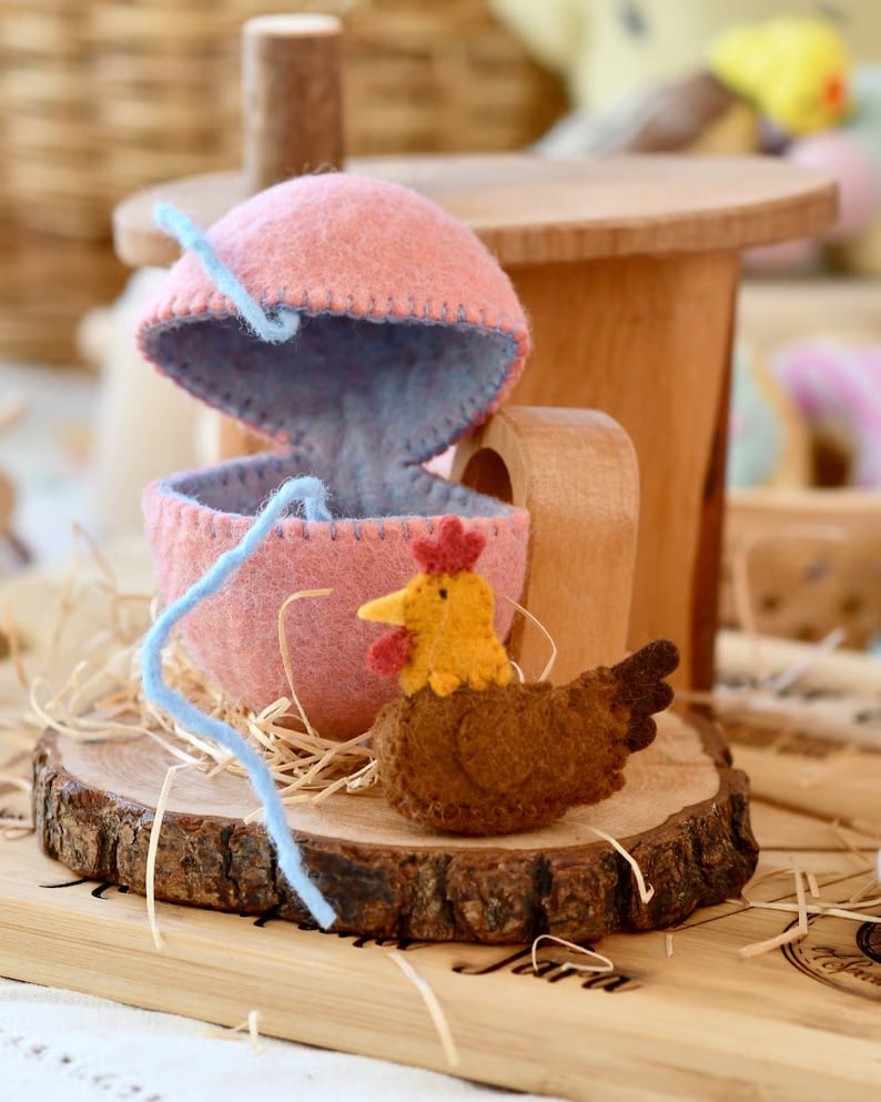 🐣New Easter Arrivals - Surprise Easter Egg from Wool Felt