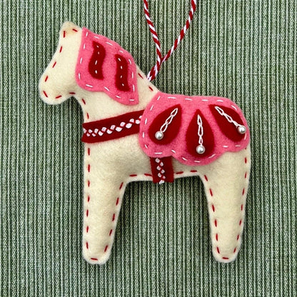 🔥Hot Sale 49% OFF-💖Three Scandinavian Felt Ornaments Kit